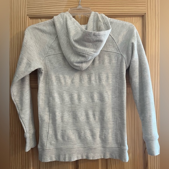 Zyia Women’s off White Hooded Pullover Size Small - Picture 2 of 7